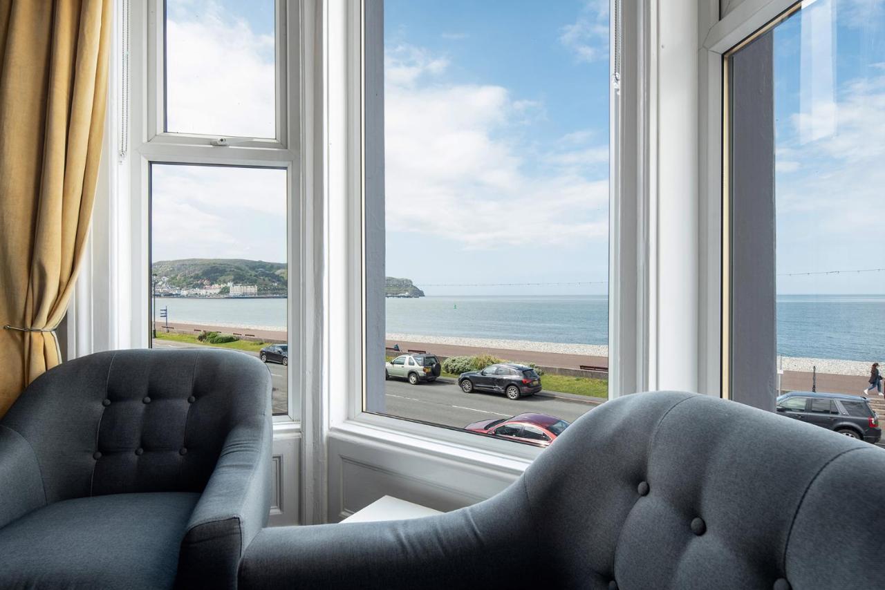 Pebble House Bed and Breakfast Llandudno Exteriör bild