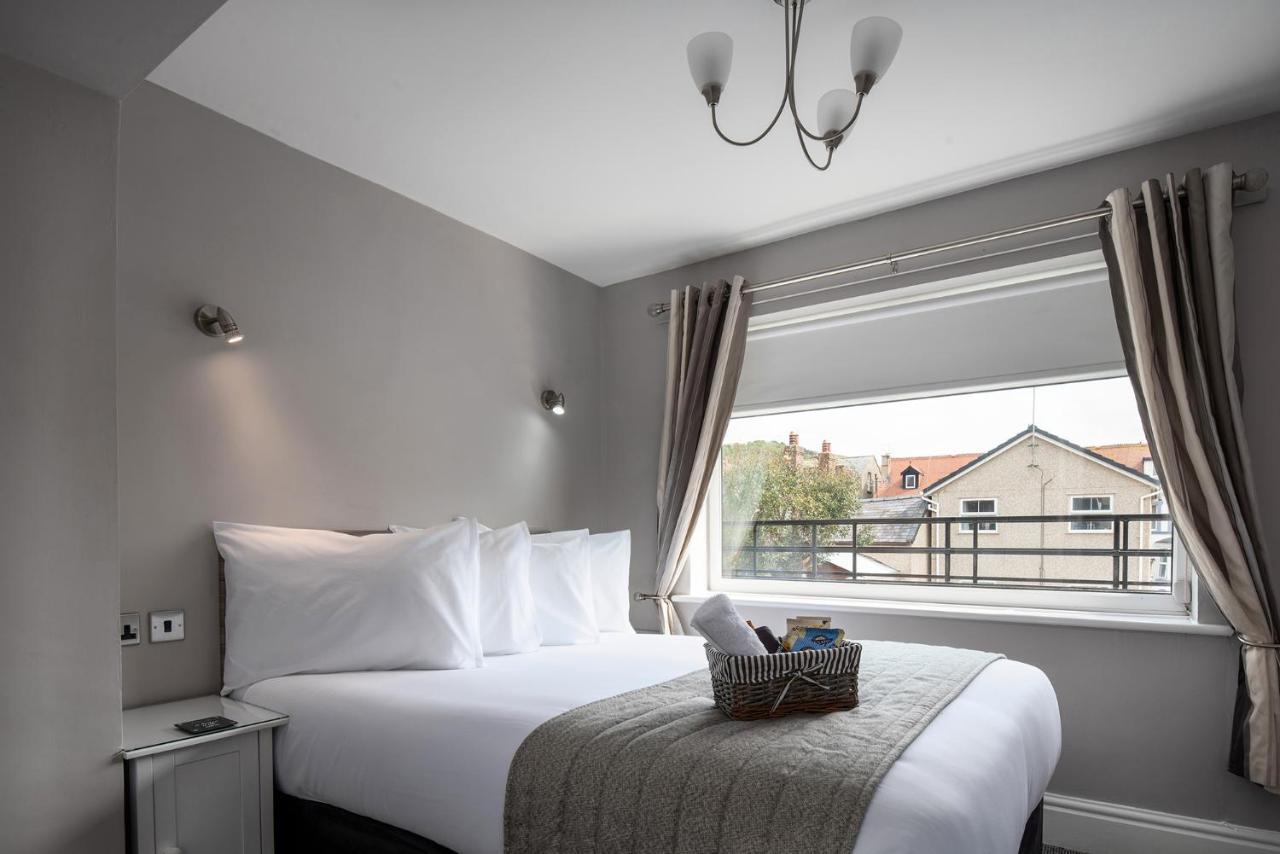 Pebble House Bed and Breakfast Llandudno Exteriör bild
